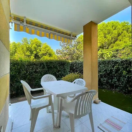 Apartment Superb With Garden Near The Sea