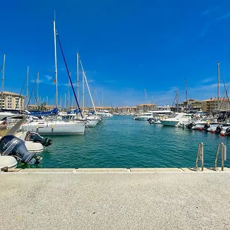 Superb With Garden Near The Sea Frejus